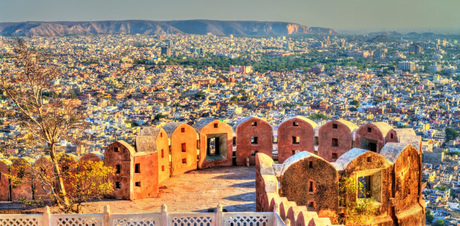 Golden Triangle Tour 6 Nights 7 Days exploring Jaipur City Palace and Amer Fort