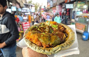 agra-food-taste-tour-with-sadar-bazar-walk