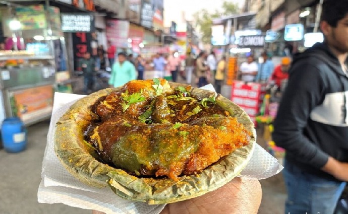 agra-food-tour-with-sadar-bazar-walk